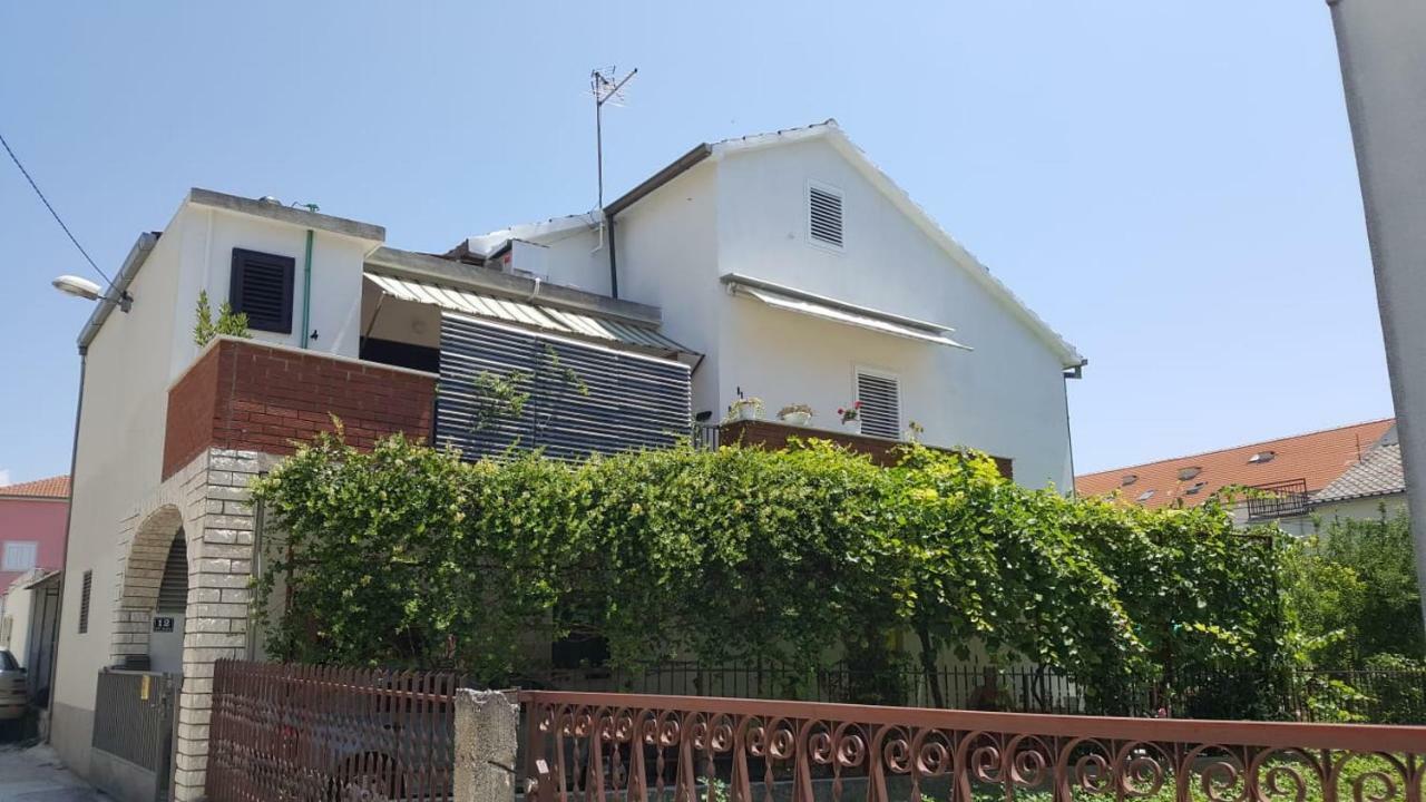 Soba Za Odmor Nika Hotel Kaštela Exterior foto